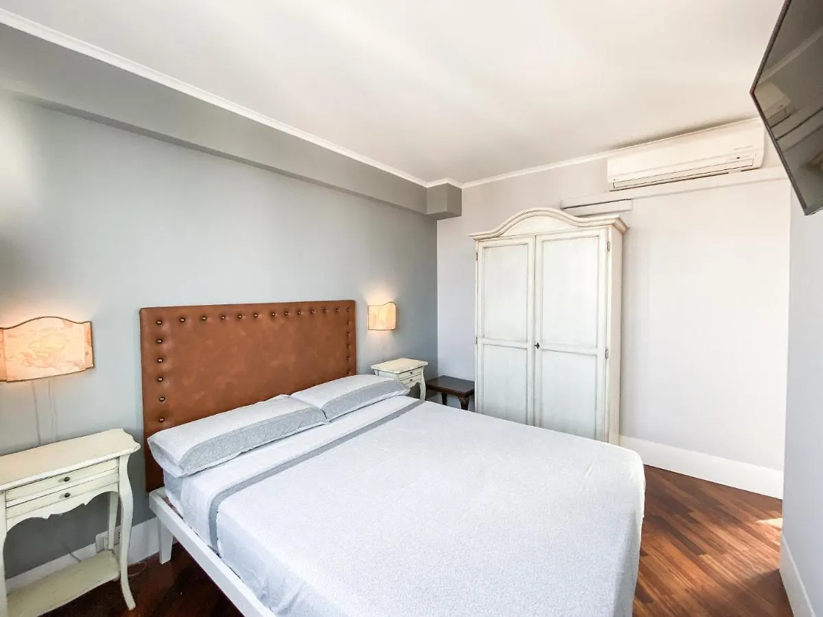 Al 13 - La Terrazza Apartment Rome Italy