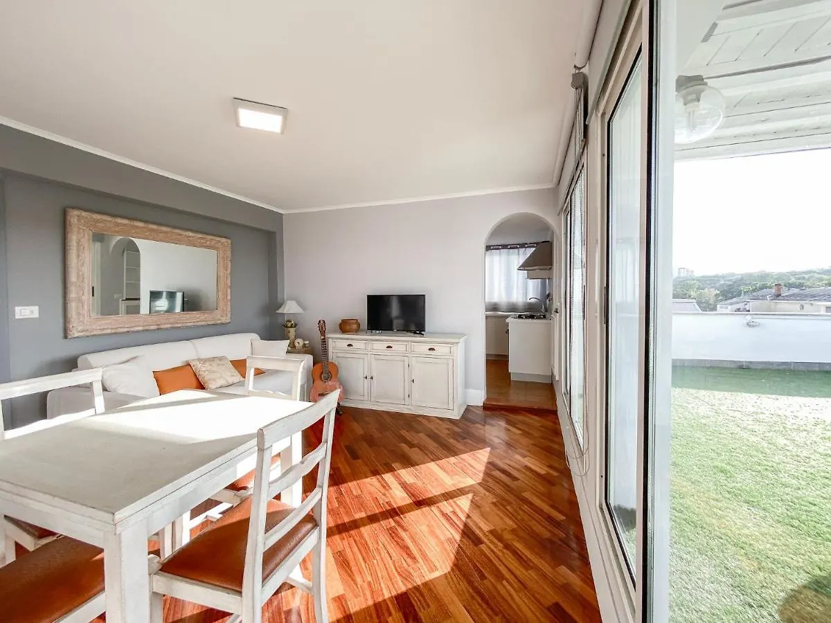 Al 13 - La Terrazza Apartment Rome